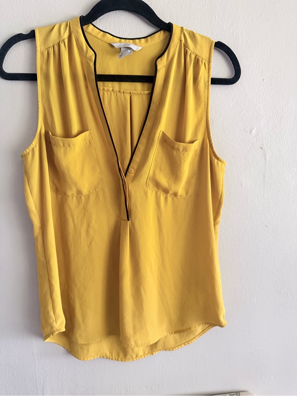 H&M Yellow Sleeveless V‑Neck Camisole with Black Piping